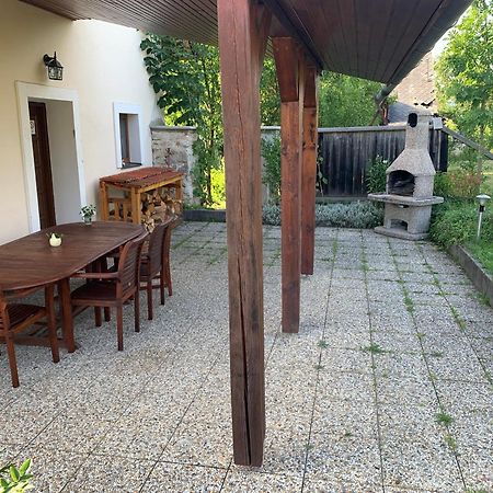 Villa Lypche Bešeňová Esterno foto