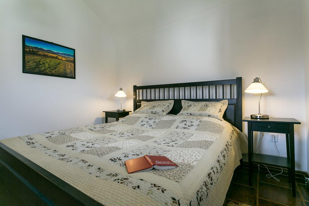 Villa Lypche Bešeňová Esterno foto