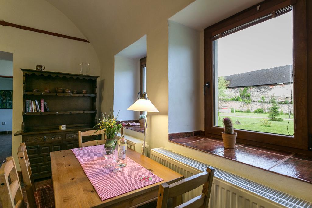 Villa Lypche Bešeňová Esterno foto