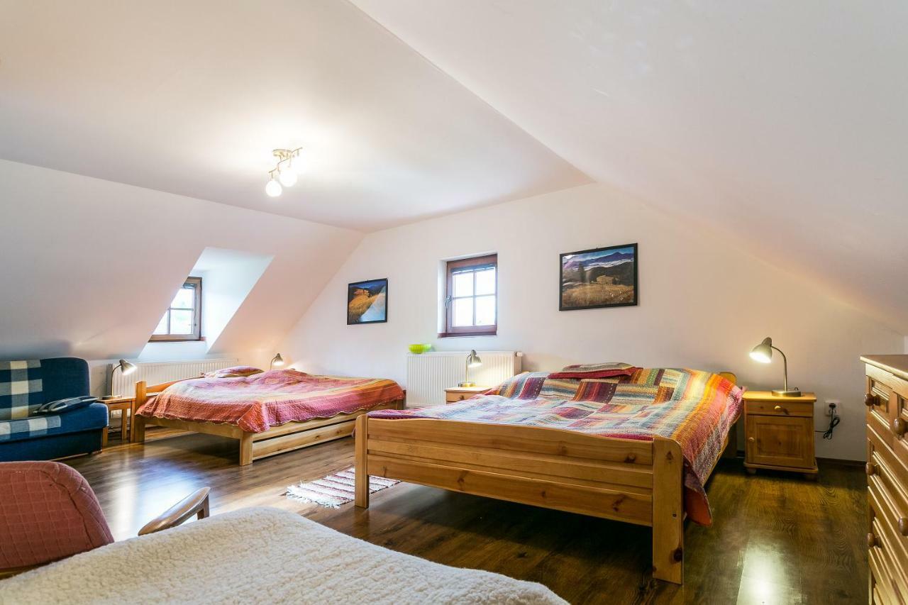 Villa Lypche Bešeňová Esterno foto