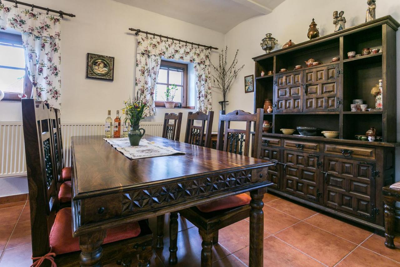 Villa Lypche Bešeňová Esterno foto